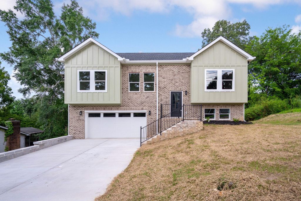 414 Peyton Drive, Hixson, TN 37343