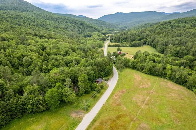 425 Nebraska Valley Road, Stowe, VT 05672