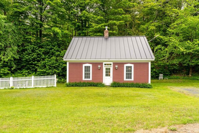 425 Nebraska Valley Road, Stowe, VT 05672