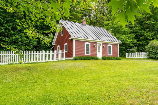 425 Nebraska Valley Road, Stowe, VT 05672
