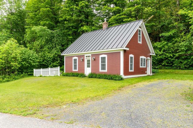 425 Nebraska Valley Road, Stowe, VT 05672