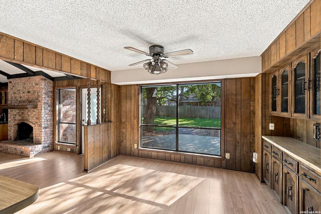 2230 SHADOW CLIFF ST, San Antonio, TX 78232