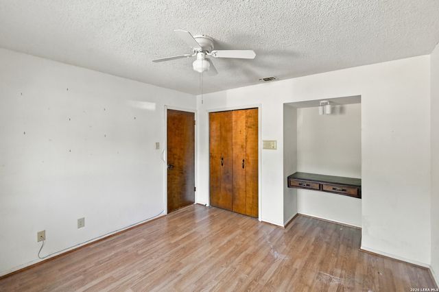 2230 SHADOW CLIFF ST, San Antonio, TX 78232
