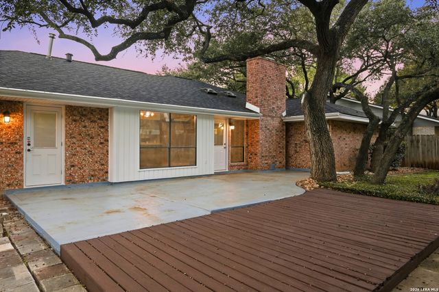 2230 SHADOW CLIFF ST, San Antonio, TX 78232