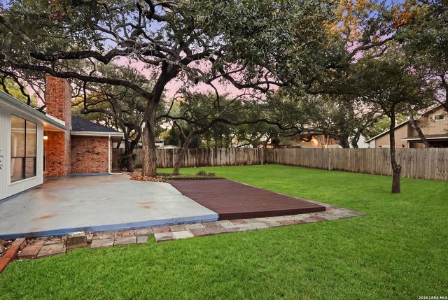 2230 SHADOW CLIFF ST, San Antonio, TX 78232