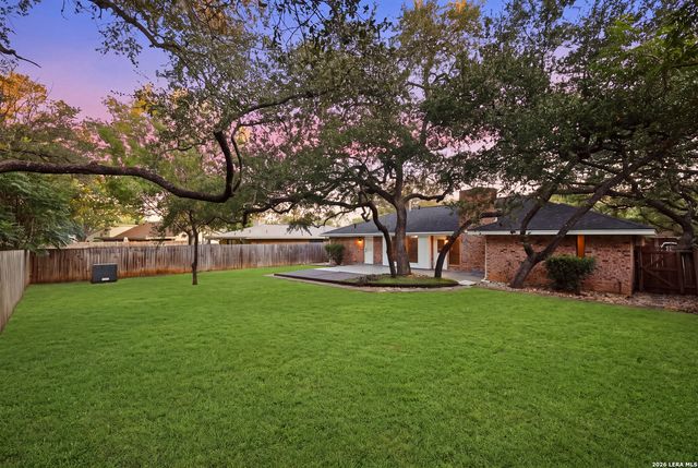 2230 SHADOW CLIFF ST, San Antonio, TX 78232