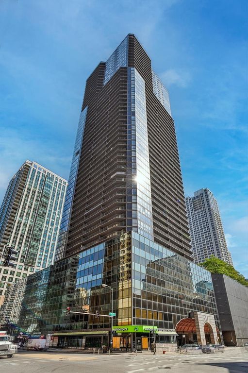 10 E Ontario Street 4705, Chicago, IL 60611 — exterior