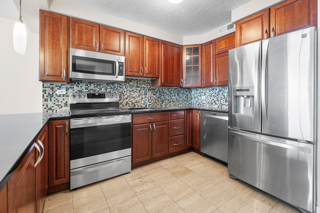10 E Ontario Street 4705, Chicago, IL 60611 — photo 4