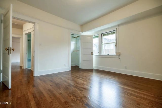 1942 N Bronson Avenue, Los Angeles, CA 90068