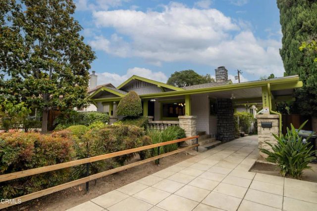 1942 N Bronson Avenue, Los Angeles, CA 90068