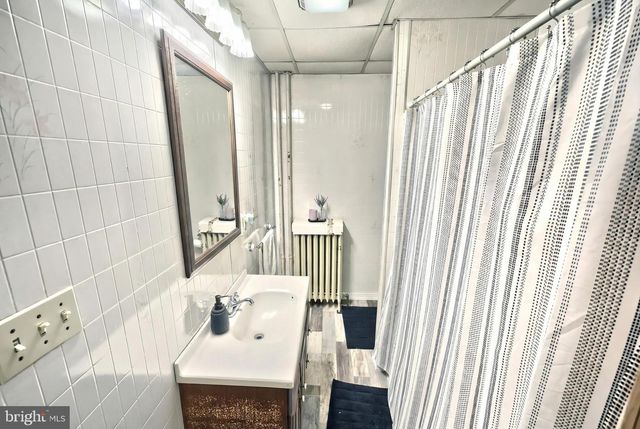 1761 W MARKET ST, York, PA 17404