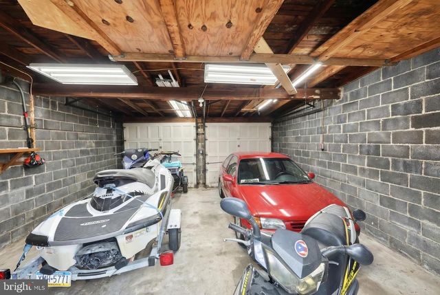 1761 W MARKET ST, York, PA 17404