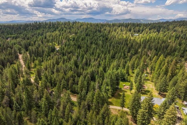 27X Jermain Loop, Newport, WA 99156