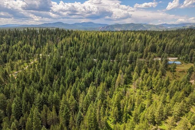 27X Jermain Loop, Newport, WA 99156