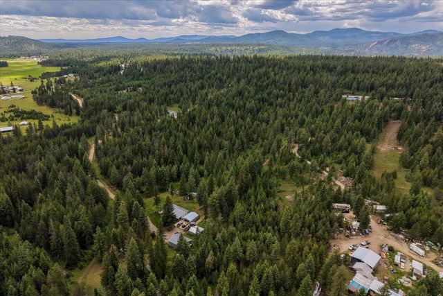 27X Jermain Loop, Newport, WA 99156
