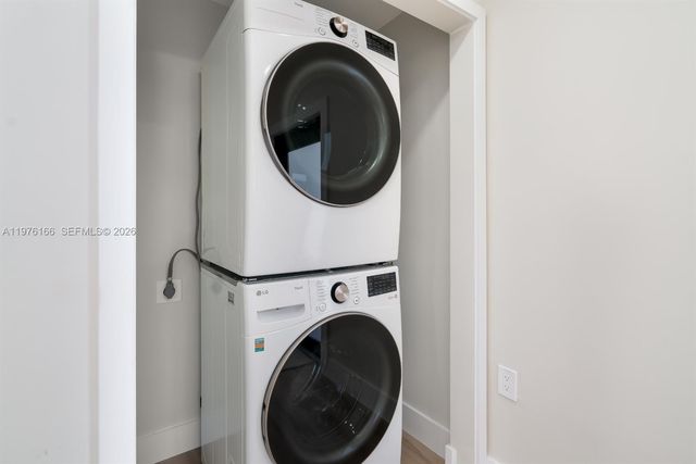 8421 SW 27th Ter 0, Miami, FL 33155