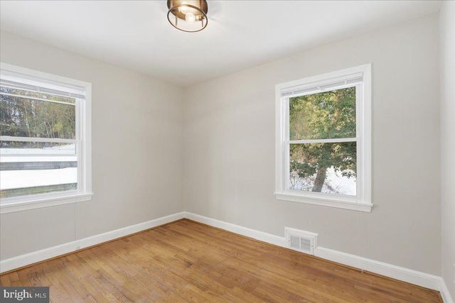 9704 LORAIN AVE, Silver Spring, MD 20901