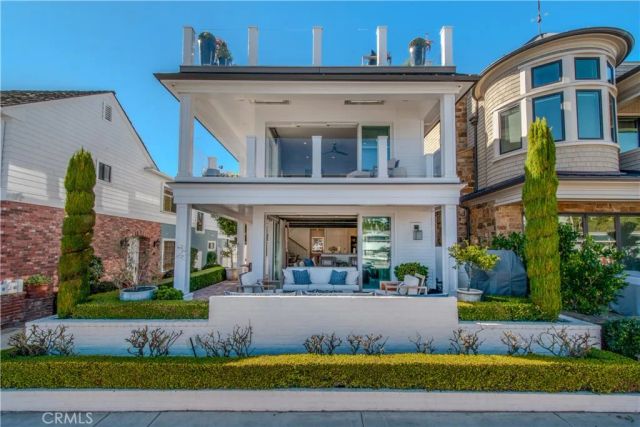 317 E Bay Front, Newport Beach, CA 92662