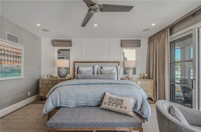 317 E Bay Front, Newport Beach, CA 92662