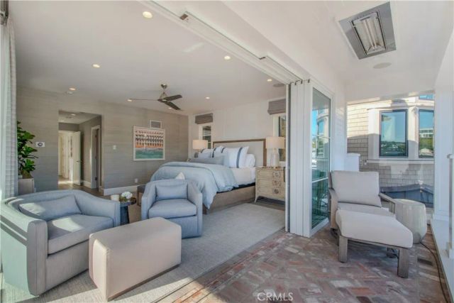 317 E Bay Front, Newport Beach, CA 92662