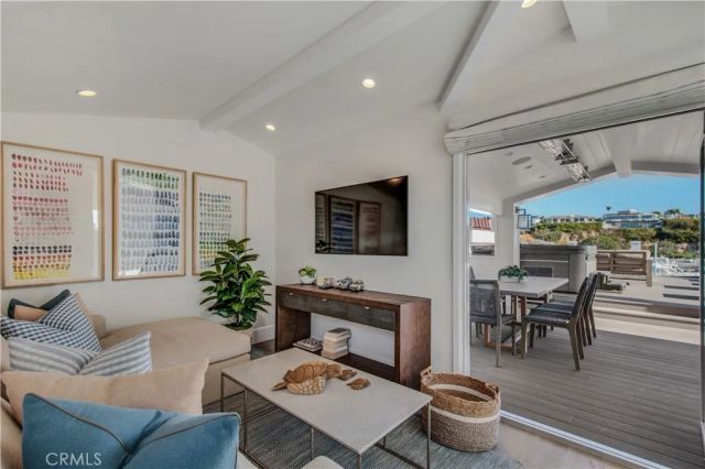 317 E Bay Front, Newport Beach, CA 92662