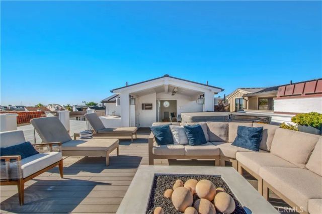 317 E Bay Front, Newport Beach, CA 92662