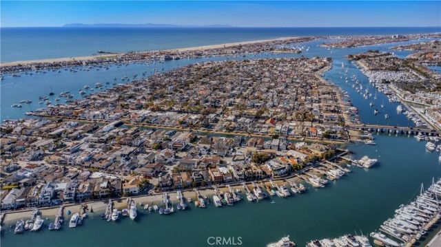 317 E Bay Front, Newport Beach, CA 92662