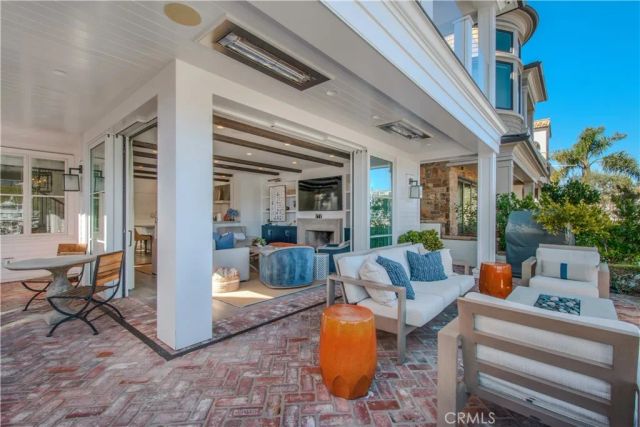 317 E Bay Front, Newport Beach, CA 92662