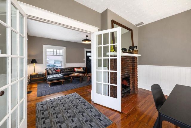 712 Link Avenue, Paris, KY 40361