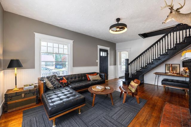 712 Link Avenue, Paris, KY 40361