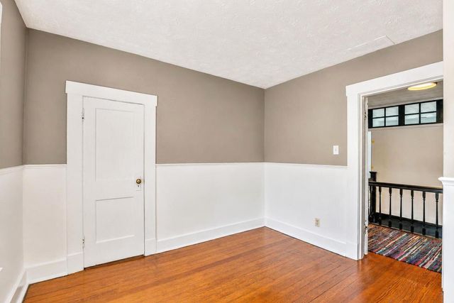 712 Link Avenue, Paris, KY 40361