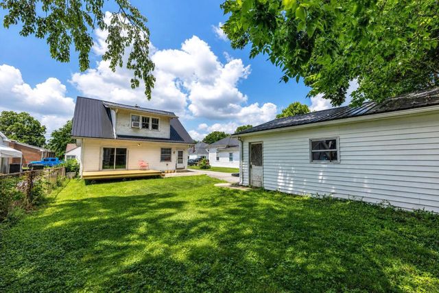 712 Link Avenue, Paris, KY 40361