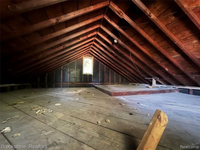 7203 Orchard Avenue, Warren, MI 48091