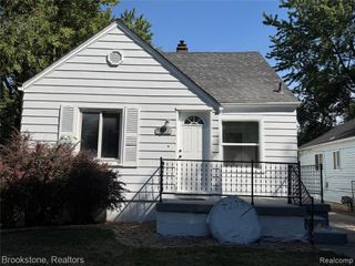 7203 Orchard Avenue, Warren, MI 48091