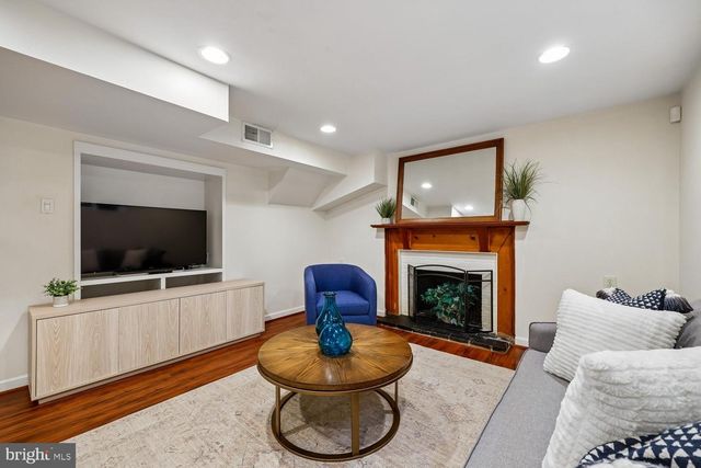 5109 NAHANT ST, Bethesda, MD 20816