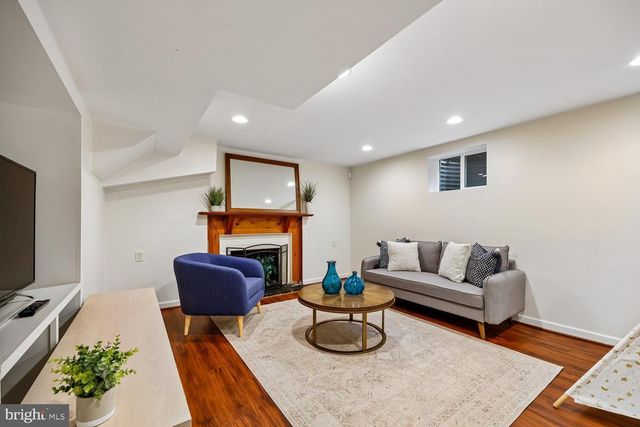 5109 NAHANT ST, Bethesda, MD 20816
