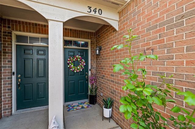 340 N Wixom Road, Wixom, MI 48393