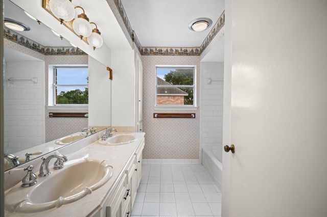 17507 Sorrel Ridge Drive, Spring, TX 77388