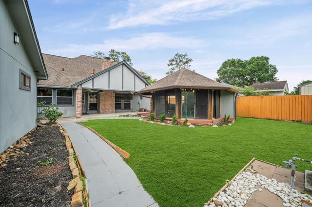 17507 Sorrel Ridge Drive, Spring, TX 77388