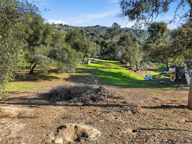 31083 Moccassin Court, Coarsegold, CA 93614