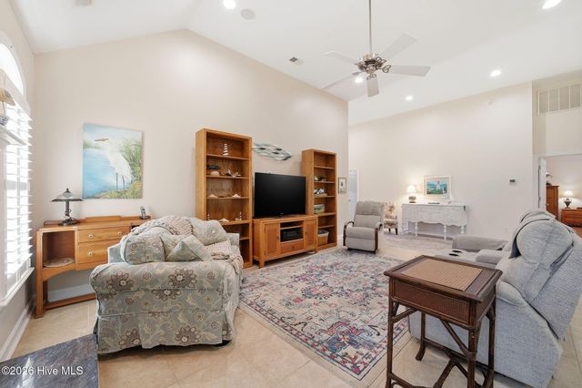 1178 Moultrie Drive NW, Calabash, NC 28467