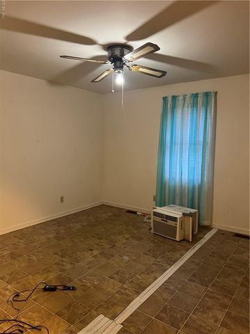 219 Cobb ST, Franklin, VA 23851