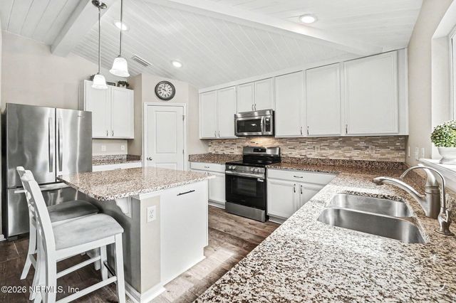 16013 HUTTON Lane, Jacksonville, FL 32218