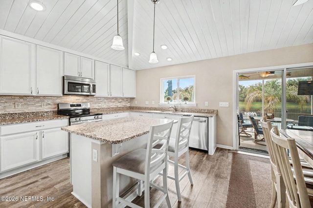 16013 HUTTON Lane, Jacksonville, FL 32218