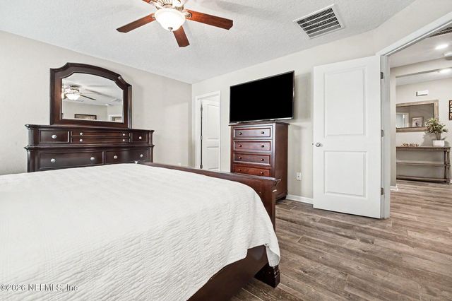 16013 HUTTON Lane, Jacksonville, FL 32218