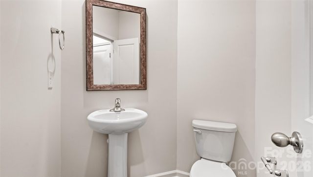 13 Caroline Valley Lane, Hendersonville, NC 28792