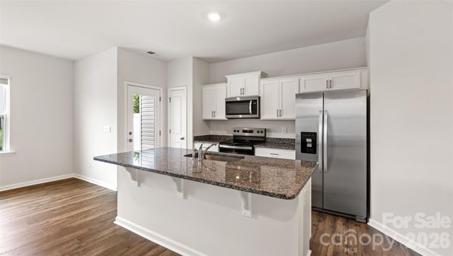 13 Caroline Valley Lane, Hendersonville, NC 28792