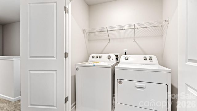 13 Caroline Valley Lane, Hendersonville, NC 28792