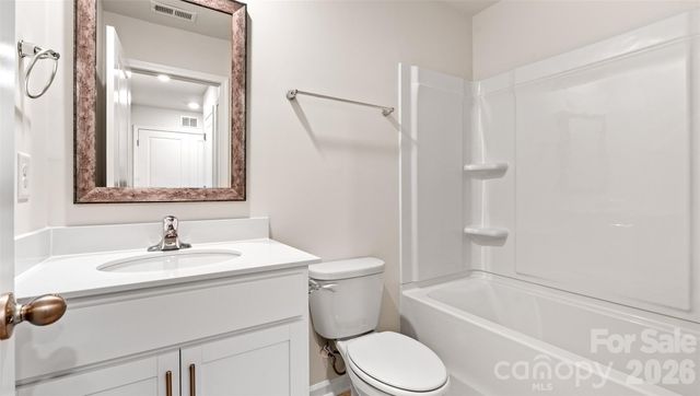 13 Caroline Valley Lane, Hendersonville, NC 28792