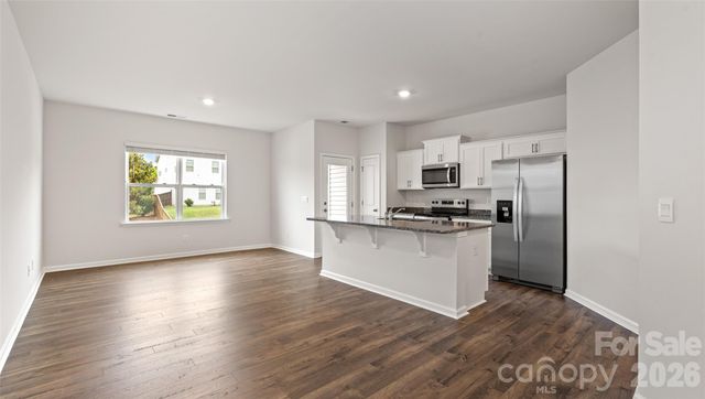 13 Caroline Valley Lane, Hendersonville, NC 28792